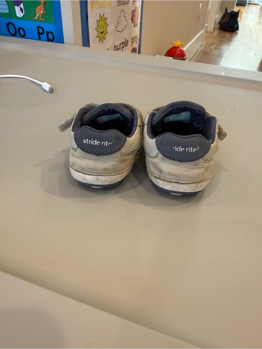 Stride Rite (4.5W) - Picture 6 of 8